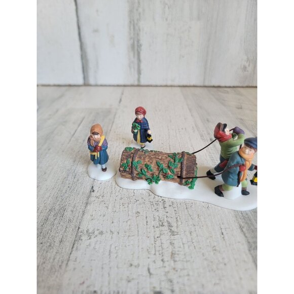 Dept 56 55581 bringing home the yule log village accessory xmas - Picture 3 of 6